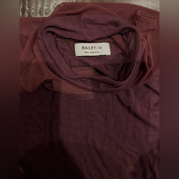 Bailey 44 Maroon Mock Neck Mesh Sleeveless Top Small - Picture 4 of 5